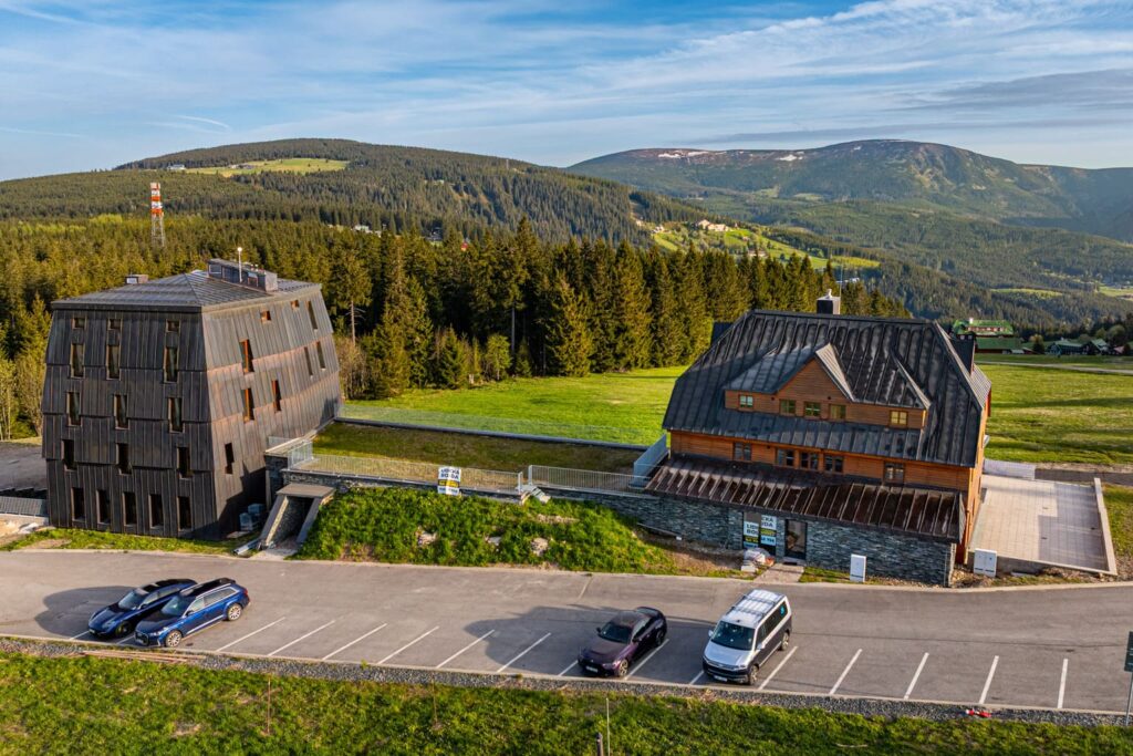 DJI_20250508070109_0597_D-HDR