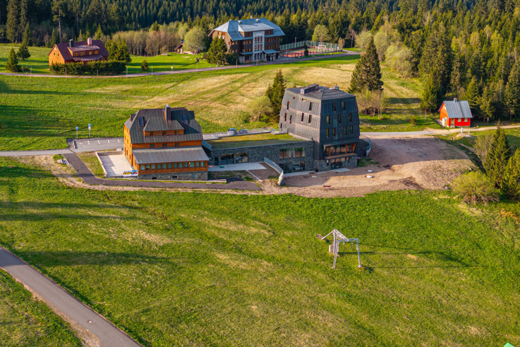 DJI_20250508071154_0639_D-HDR